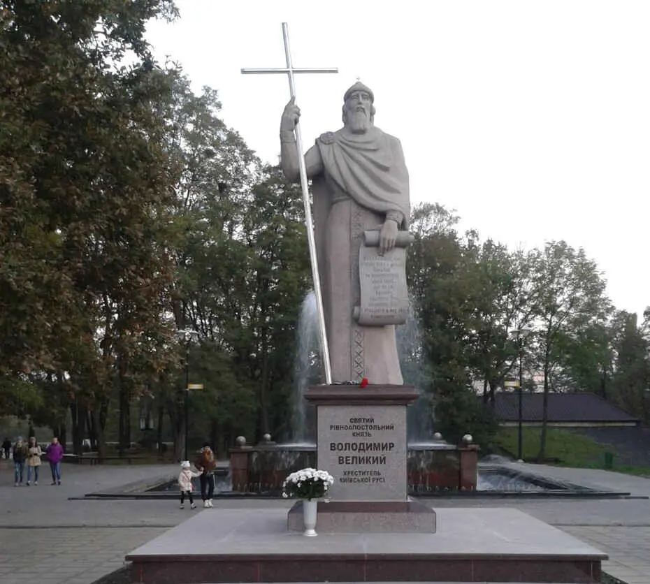 Коростень: пам'ятник Князю Володимиру
