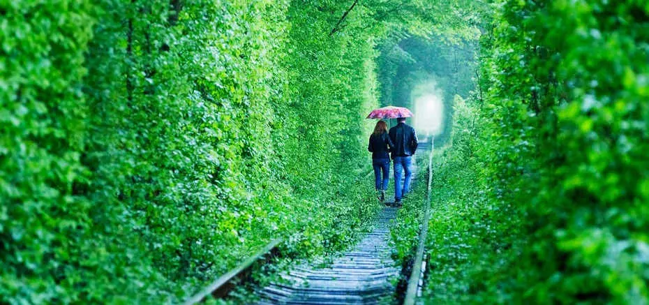 Тунель Кохання, Клевань